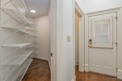 LUXURIOUS GOLF COURSE LIVING IN WYNLAKES. Experience refined on Wynlakes Golf and Country Club in Alabama - for sale on GolfHomes.com, golf home, golf lot