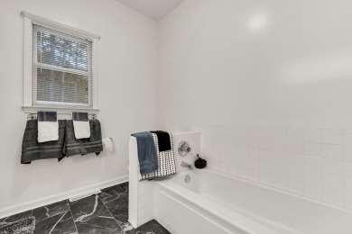 Welcome to 133 Oak Lane Villa! This impeccably maintained on Glade Springs Resort Golf Course in West Virginia - for sale on GolfHomes.com, golf home, golf lot