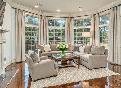 LUXURIOUS GOLF COURSE LIVING IN WYNLAKES. Experience refined on Wynlakes Golf and Country Club in Alabama - for sale on GolfHomes.com, golf home, golf lot