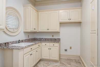 LUXURIOUS GOLF COURSE LIVING IN WYNLAKES. Experience refined on Wynlakes Golf and Country Club in Alabama - for sale on GolfHomes.com, golf home, golf lot