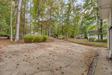 Welcome to 133 Oak Lane Villa! This impeccably maintained on Glade Springs Resort Golf Course in West Virginia - for sale on GolfHomes.com, golf home, golf lot