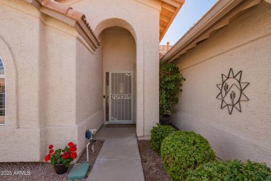 OAKWOOD GEM! Beautifully maintained Valencia Model with 2 BR / 2 on Oakwood Golf Club  in Arizona - for sale on GolfHomes.com, golf home, golf lot