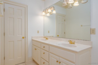 LUXURIOUS GOLF COURSE LIVING IN WYNLAKES. Experience refined on Wynlakes Golf and Country Club in Alabama - for sale on GolfHomes.com, golf home, golf lot