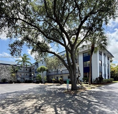 Welcome to this charming 2 beds 2 baths condo at Holiday Springs on The Carolina Club in Florida - for sale on GolfHomes.com, golf home, golf lot