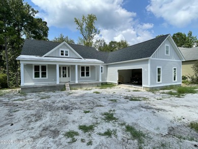 SPECIAL YEAR END SAVINGS from the builder - new price!! Welcome on Magnolia Greens Golf Plantation in North Carolina - for sale on GolfHomes.com, golf home, golf lot