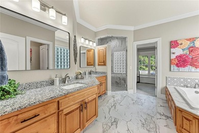 Stunning Renovations! Over $125k spent! The entire home was on Bella Vista Country Club - Scottsdale in Arkansas - for sale on GolfHomes.com, golf home, golf lot