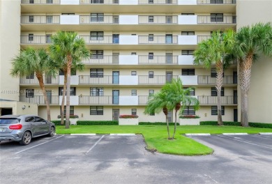 Excellent opportunity to live in the beautiful Palms Tower. This on Deer Creek Golf Club in Florida - for sale on GolfHomes.com, golf home, golf lot