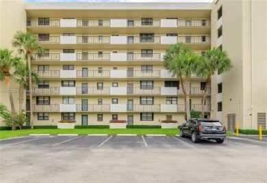Excellent opportunity to live in the beautiful Palms Tower. This on Deer Creek Golf Club in Florida - for sale on GolfHomes.com, golf home, golf lot