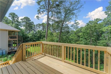 Come see this fantastic new construction home with a one year on Bella Vista Country Club - Kingswood in Arkansas - for sale on GolfHomes.com, golf home, golf lot