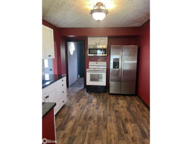 Welcome to this cozy and well-maintained 3-4 bedroom, 1.5-bath on Breda Golf Club in Iowa - for sale on GolfHomes.com, golf home, golf lot