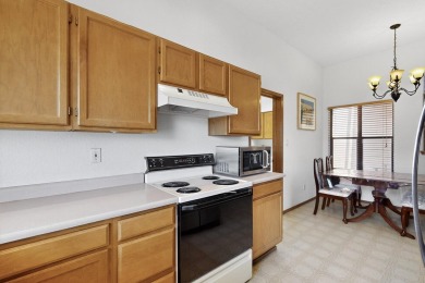 Beautiful home in gated community! This charming home is in the on Santa Fe Country Club in New Mexico - for sale on GolfHomes.com, golf home, golf lot
