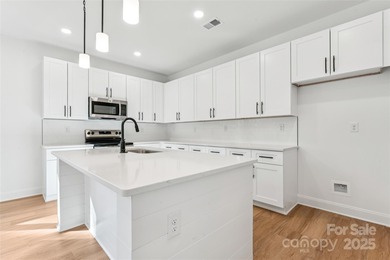 Gorgeous brand new 4 bedroom home in the lakefront golf course on Woodbridge Golf Links in North Carolina - for sale on GolfHomes.com, golf home, golf lot