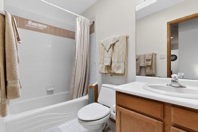 Beautiful home in gated community! This charming home is in the on Santa Fe Country Club in New Mexico - for sale on GolfHomes.com, golf home, golf lot
