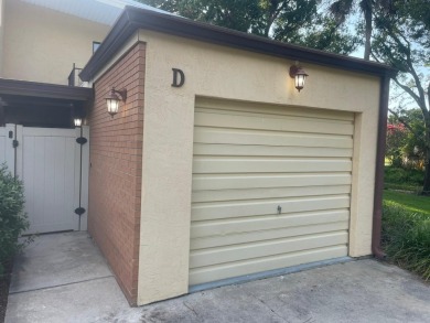 Come see this beautiful townhome style 2 story condo! you will on Lone Palm Golf Club in Florida - for sale on GolfHomes.com, golf home, golf lot