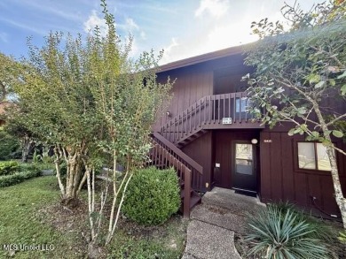 Renovated Second-Floor Furnished Condo in Golf Course on Diamondhead Country Club in Mississippi - for sale on GolfHomes.com, golf home, golf lot