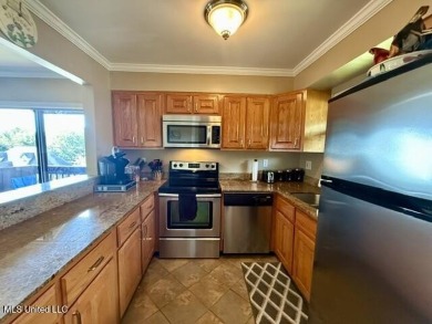 Renovated Second-Floor Furnished Condo in Golf Course on Diamondhead Country Club in Mississippi - for sale on GolfHomes.com, golf home, golf lot