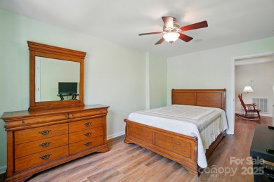 Welcome Home! This is a very well maintained, move in ready on Regent Park Golf Club in South Carolina - for sale on GolfHomes.com, golf home, golf lot