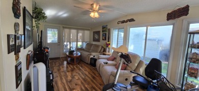 **MOTIVATED SELLER ** Welcome to your dream home in the scenic on Schalamar Creek Golf and Country Club in Florida - for sale on GolfHomes.com, golf home, golf lot