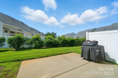 Welcome Home! This is a very well maintained, move in ready on Regent Park Golf Club in South Carolina - for sale on GolfHomes.com, golf home, golf lot