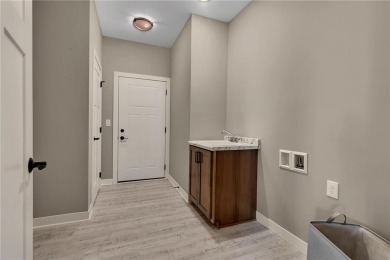 This 1753 sf One Level home has 3 bedrooms, 2 baths and a on Territory Golf Club in Minnesota - for sale on GolfHomes.com, golf home, golf lot