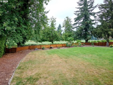 Welcome to golf course living without the HOA! This beautifully on  in Oregon - for sale on GolfHomes.com, golf home, golf lot