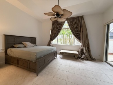 Priced to Sell! This charming 3-bedroom, 2-bathroom home on PGA National Golf Club in Florida - for sale on GolfHomes.com, golf home, golf lot