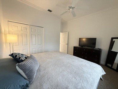 Priced to Sell! This charming 3-bedroom, 2-bathroom home on PGA National Golf Club in Florida - for sale on GolfHomes.com, golf home, golf lot