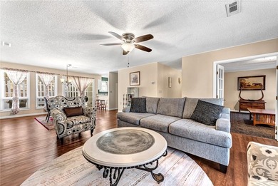 This inviting 3-bedroom, 1.5-bath single-story townhome offers a on Bella Vista Country Club and Golf Course in Arkansas - for sale on GolfHomes.com, golf home, golf lot