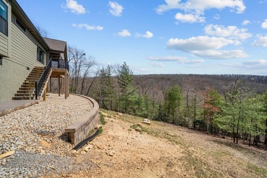 Welcome to this exceptional 2024-built home, where modern luxury on Heatherhurst Golf Course in Tennessee - for sale on GolfHomes.com, golf home, golf lot