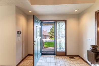 Tim Salzbrenner, M: , tsalzbrenner,   - Enjoy resort-style on Oak Hills Country Club in Nebraska - for sale on GolfHomes.com, golf home, golf lot