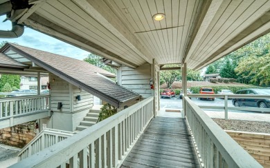 PARKING LEVEL 3BR/3BA 2-STORY CONDO!! Located within the golf on Kingwood Golf Club and Resort in Georgia - for sale on GolfHomes.com, golf home, golf lot