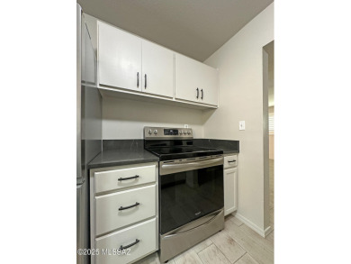 Move-in-ready ground-floor co-op in central Tucson! This 1BR/1BA on Randolph Park Golf Courses in Arizona - for sale on GolfHomes.com, golf home, golf lot