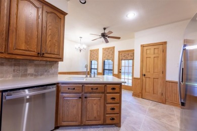 It would be difficult to find a better example of a 4 br, 3 bath on Oakmont Country Club in Texas - for sale on GolfHomes.com, golf home, golf lot