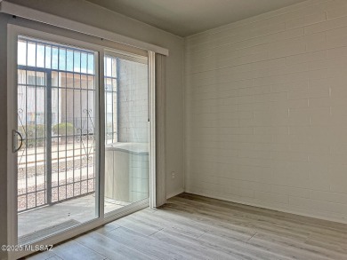 Move-in-ready ground-floor co-op in central Tucson! This 1BR/1BA on Randolph Park Golf Courses in Arizona - for sale on GolfHomes.com, golf home, golf lot