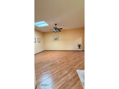 Charming condo in beautiful Sun City, affordable living in this on Sun City Lakes West and East in Arizona - for sale on GolfHomes.com, golf home, golf lot