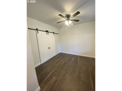 Home is ready for your stuff. $3500.00 budget for 2 shower doors on Watson Ranch Golf in Oregon - for sale on GolfHomes.com, golf home, golf lot