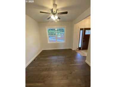 Home is ready for your stuff. $3500.00 budget for 2 shower doors on Watson Ranch Golf in Oregon - for sale on GolfHomes.com, golf home, golf lot