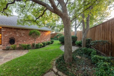 It would be difficult to find a better example of a 4 br, 3 bath on Oakmont Country Club in Texas - for sale on GolfHomes.com, golf home, golf lot