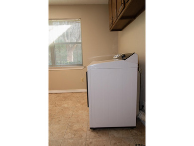 Lakefront classic! Brick ranch style home is ready for on Holly Lake Ranch Golf Club in Texas - for sale on GolfHomes.com, golf home, golf lot