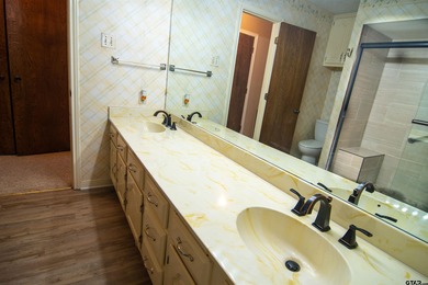 Lakefront classic! Brick ranch style home is ready for on Holly Lake Ranch Golf Club in Texas - for sale on GolfHomes.com, golf home, golf lot