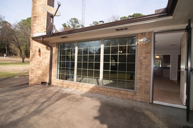 Lakefront classic! Brick ranch style home is ready for on Holly Lake Ranch Golf Club in Texas - for sale on GolfHomes.com, golf home, golf lot