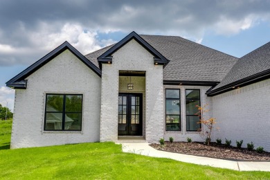 Beautiful New Construction Home Near Paragould Country Club on Paragould Country Club in Arkansas - for sale on GolfHomes.com, golf home, golf lot