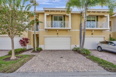 Amazing opportunity to own a spacious, open floor plan townhome on Old Palm Golf Club in Florida - for sale on GolfHomes.com, golf home, golf lot