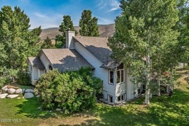 This spacious 6-bedroom, 4-bath home offers a flexible floor on Eagle Vail Golf Course in Colorado - for sale on GolfHomes.com, golf home, golf lot
