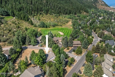 This spacious 6-bedroom, 4-bath home offers a flexible floor on Eagle Vail Golf Course in Colorado - for sale on GolfHomes.com, golf home, golf lot
