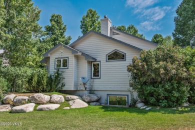 This spacious 6-bedroom, 4-bath home offers a flexible floor on Eagle Vail Golf Course in Colorado - for sale on GolfHomes.com, golf home, golf lot