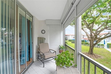 An oasis to call home, beautiful 2BA/2BA unit in perfect on Hollybrook Golf and Tennis Club  in Florida - for sale on GolfHomes.com, golf home, golf lot