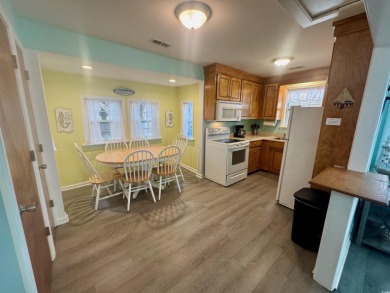 JUST LISTED in OCEAN LAKES! Excellent layout in this well on Prestwick Country Club in South Carolina - for sale on GolfHomes.com, golf home, golf lot