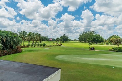An oasis to call home, beautiful 2BA/2BA unit in perfect on Hollybrook Golf and Tennis Club  in Florida - for sale on GolfHomes.com, golf home, golf lot