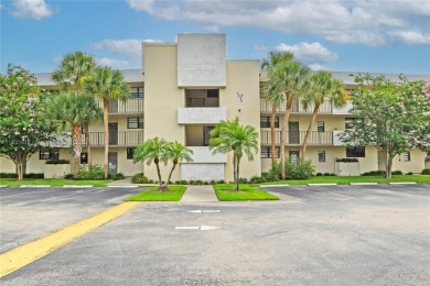 Beautiful 2 bed 2 bath unit in The Palms of Deer Creek located on Deer Creek Golf Club in Florida - for sale on GolfHomes.com, golf home, golf lot